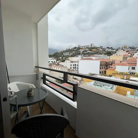 Toplage. Blick. Sauber. Guenstig. Pool. Gepflegt 아파트 *