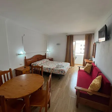 Toplage. Blick. Sauber. Günstig. Pool. Gepflegt *