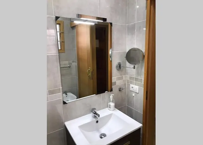 Appartement Toplage. Blick. Sauber. Guenstig. Pool. Gepflegt