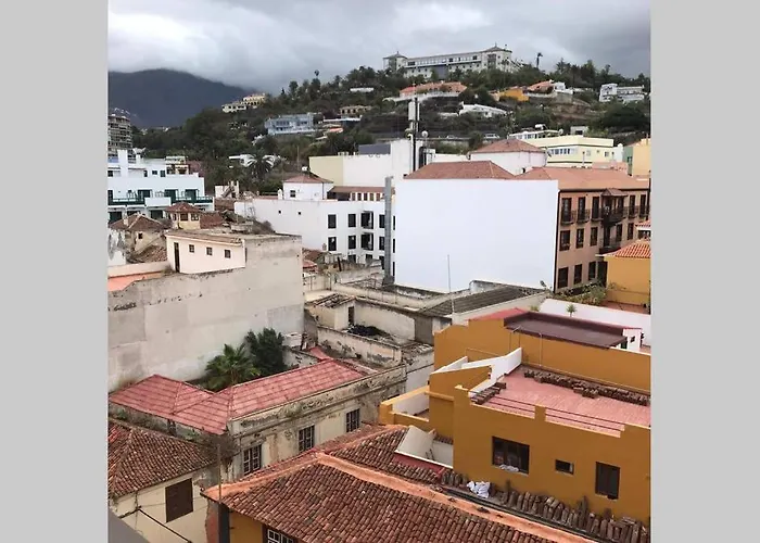 Appartement Toplage. Blick. Sauber. Guenstig. Pool. Gepflegt *