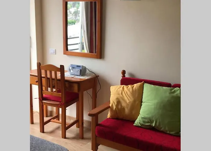 Toplage. Blick. Sauber. Guenstig. Pool. Gepflegt *