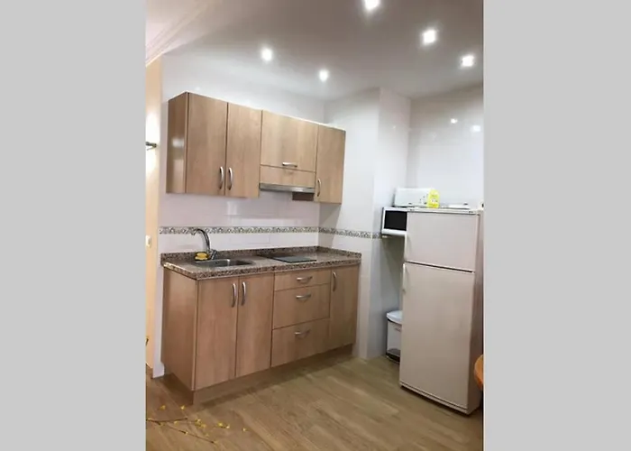 Appartement Toplage. Blick. Sauber. Guenstig. Pool. Gepflegt