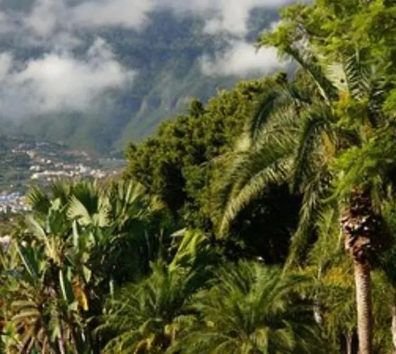 Toplage. Blick. Sauber. Guenstig. Pool. Gepflegt *