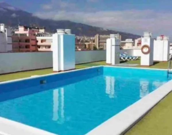 Appartement Toplage. Blick. Sauber. Guenstig. Pool. Gepflegt