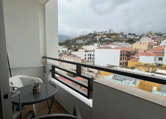 Toplage. Blick. Sauber. Guenstig. Pool. Gepflegt Appartement *