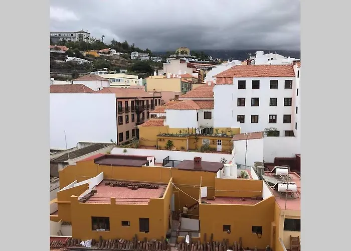 Toplage. Blick. Sauber. Guenstig. Pool. Gepflegt